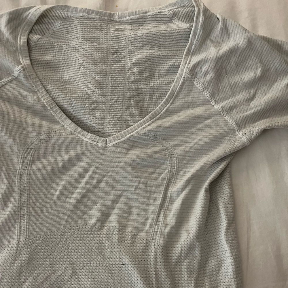 V NECK SWIFTLY TOP LONG LENGTH